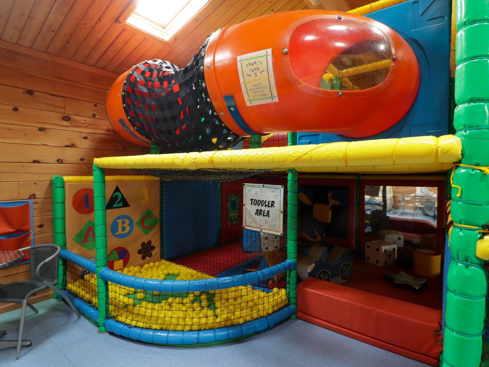 13 Gower Holiday Village Суонзи Екстериор снимка